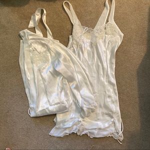 Silky white wedding lingerie nightgown & robe - S
